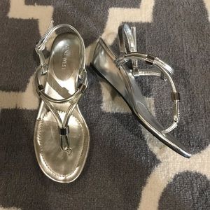 Nine West sandal wedges